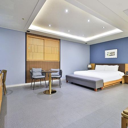 Seomyeon Ib Hotel Busan Esterno foto