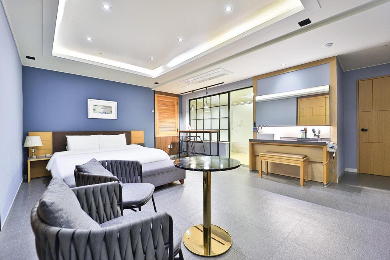 Seomyeon Ib Hotel Busan Esterno foto